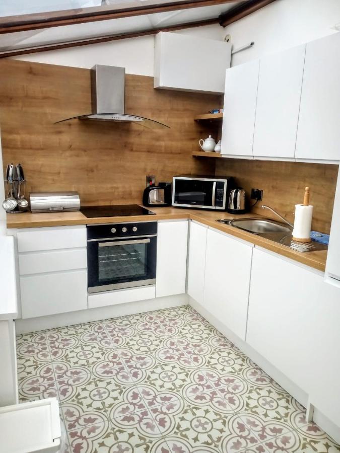 Hookless Holiday Homes Fethard-on-Sea Eksteriør billede